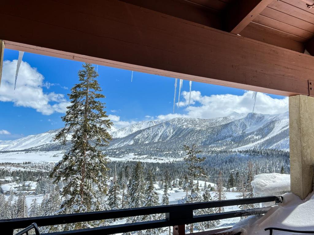 Bridges #308 condo, Mammoth Lakes