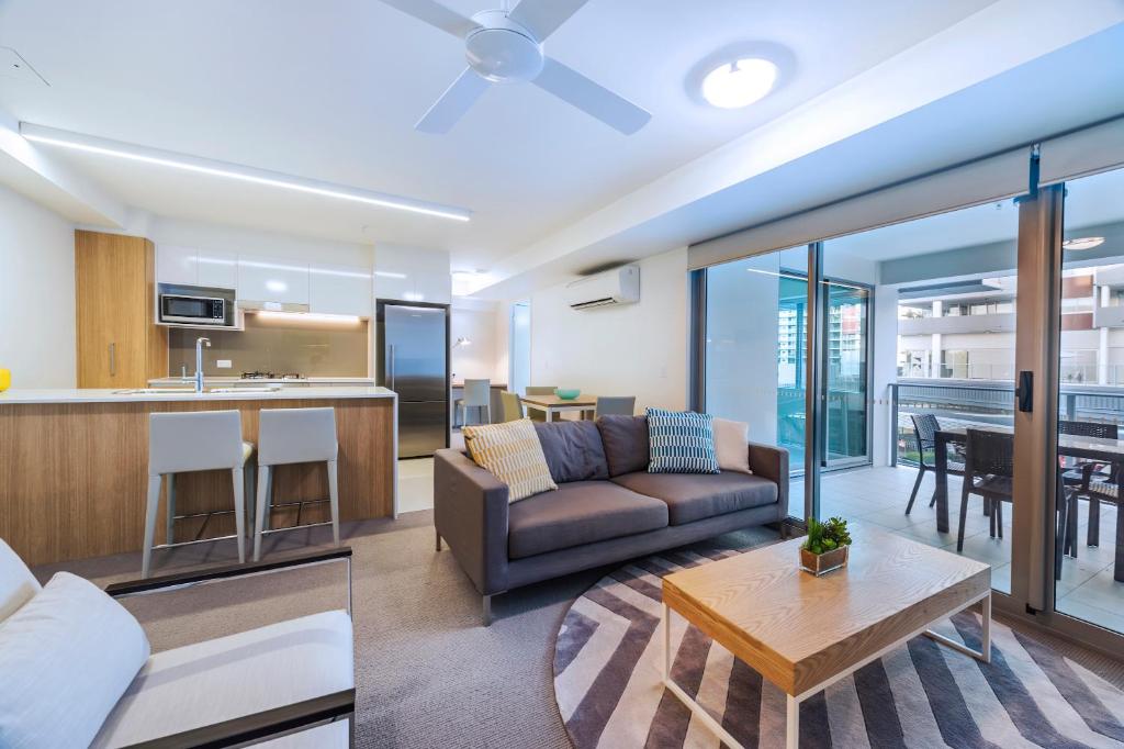 Link Portside Wharf Apartment Hotel photo