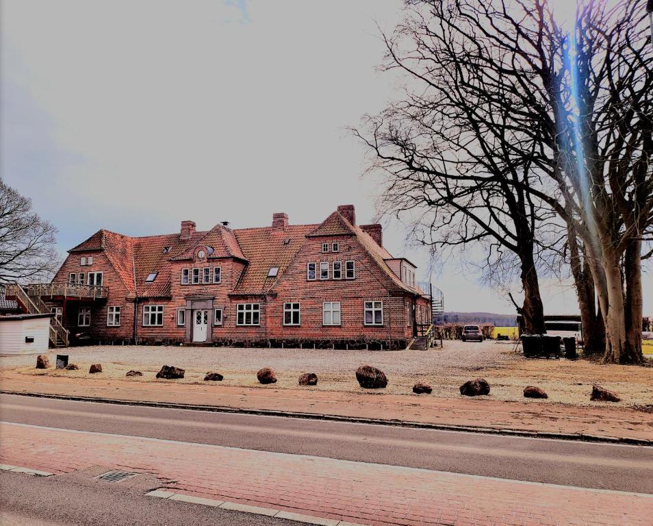 Hotel Stokkegaarden's BnB &amp; Apartments — Hotel in Naestved