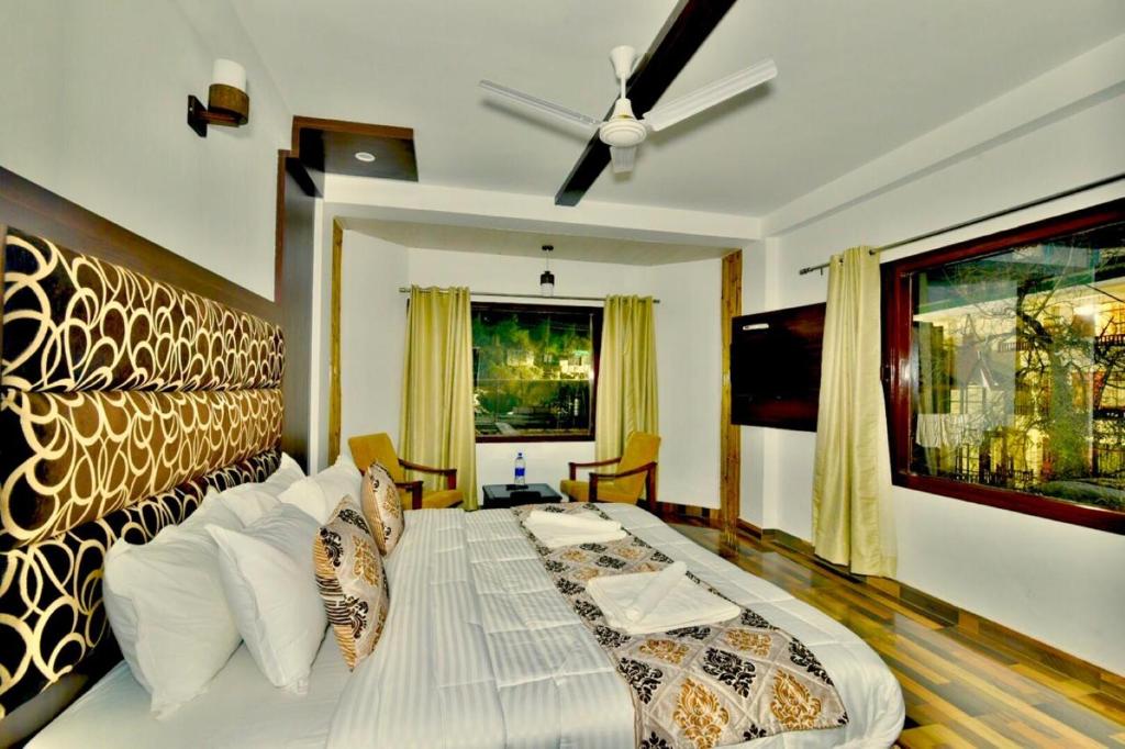 Kapoor Resorts photo