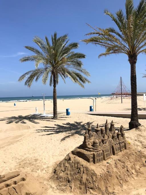 Lovely family apartment 2 min. from the beach - 1