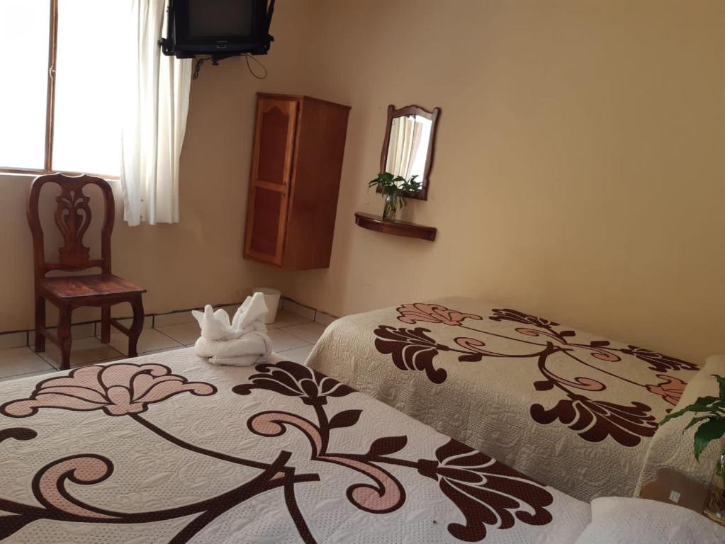 HOTEL CAMELINAS AREA BLANCA photo