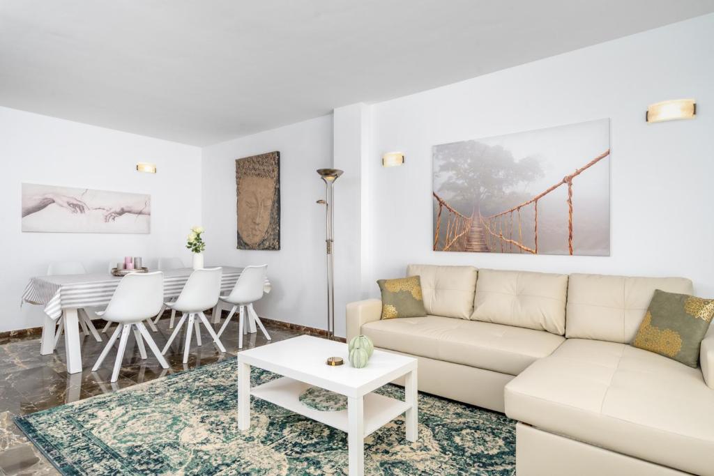 Seaview apt in Fuengirola by Costarentals - Ref 67 - 4