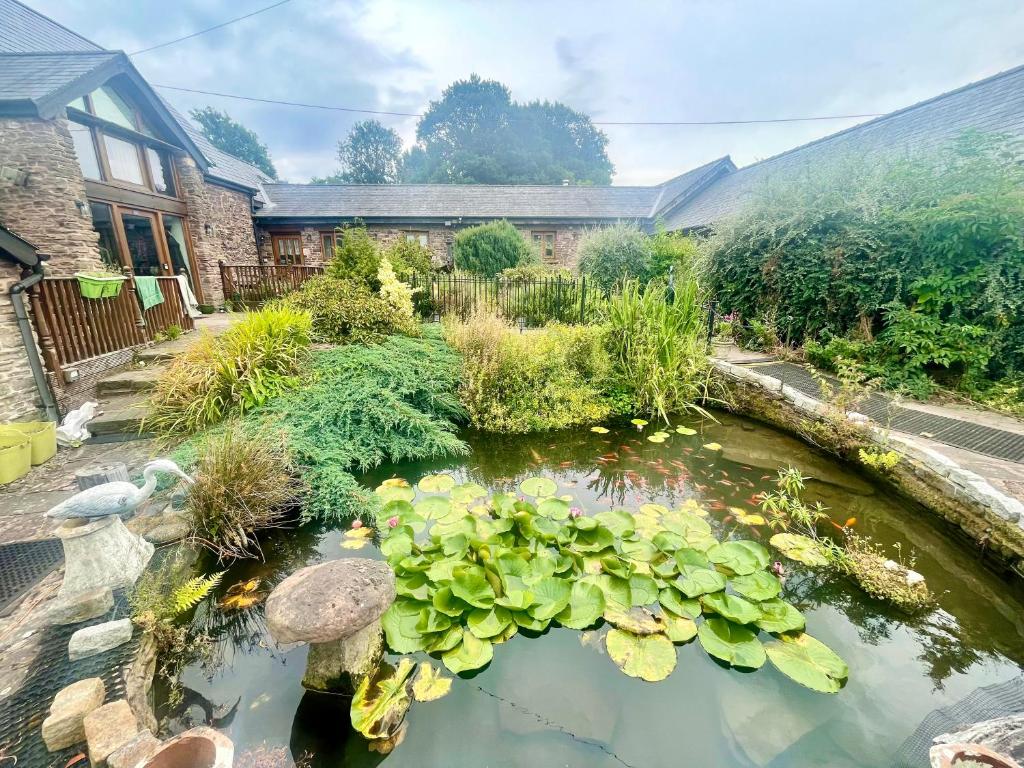 Rural Stone Barn with Log Burner, Usk photo 8