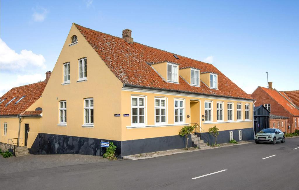 Nice Apartment In Svaneke With Wifi, Svaneke