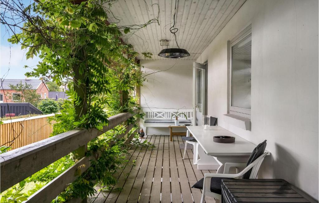 4 Bedroom Beautiful Home In Ebeltoft, Ebeltoft