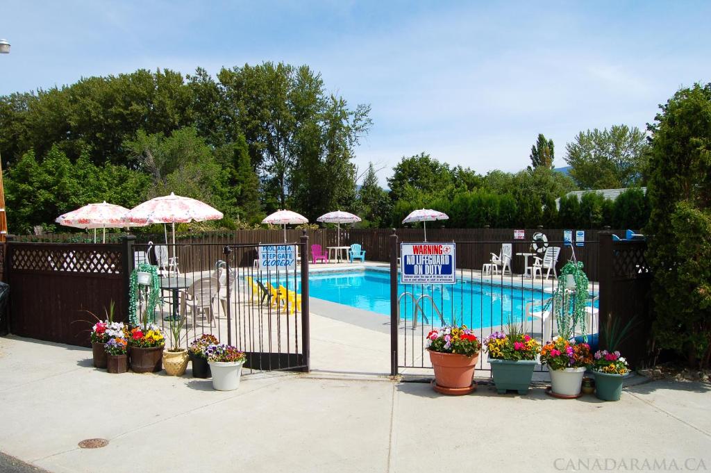 Rosedale Motel photo