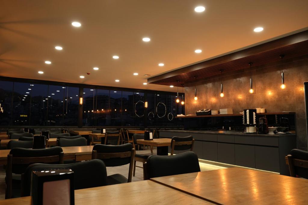 Rhisos Otel レストラン