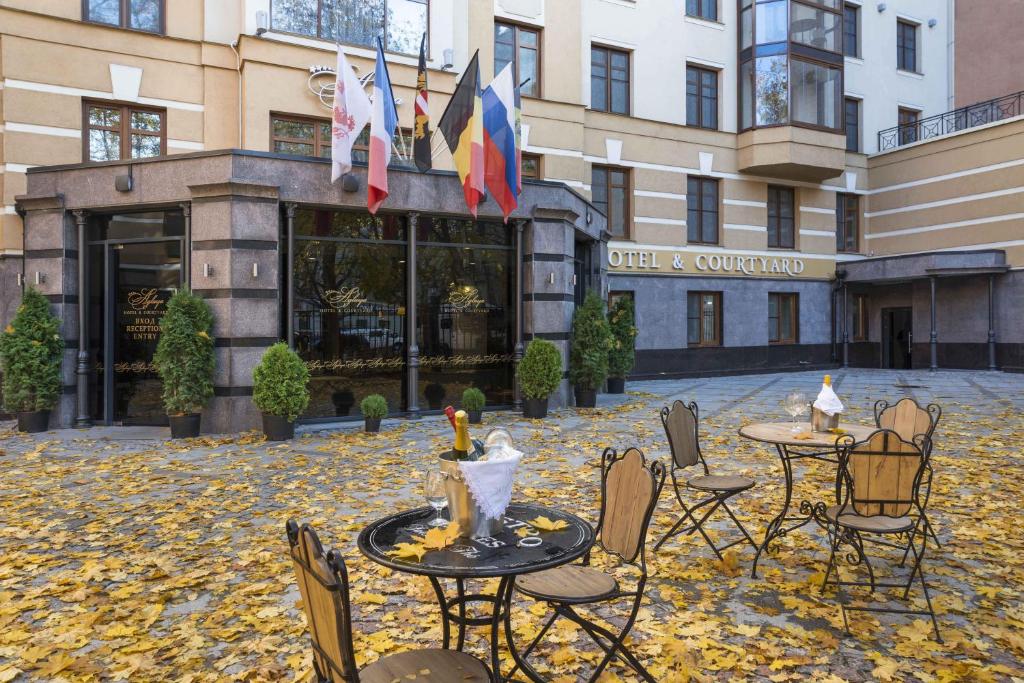 Aglaya Hotel and Courtyard photo