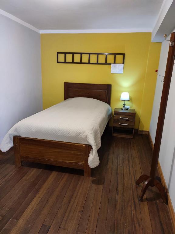 Los Faroles Hostal - 4