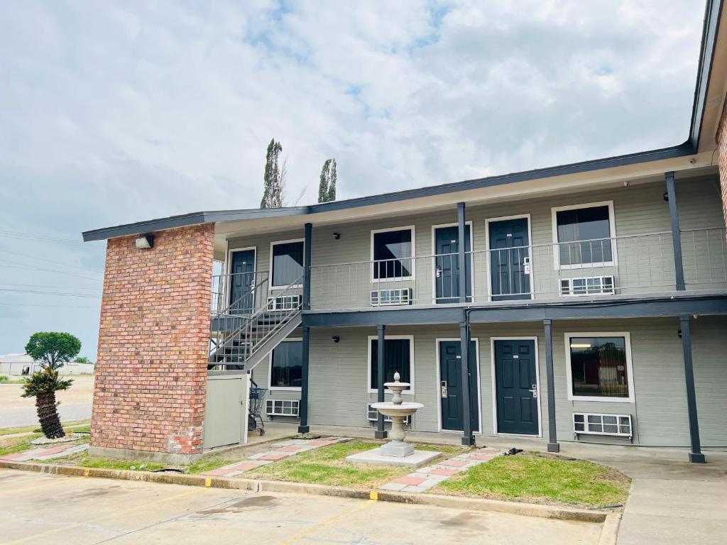 Coachway Inn — Hotel in Luling (TX)