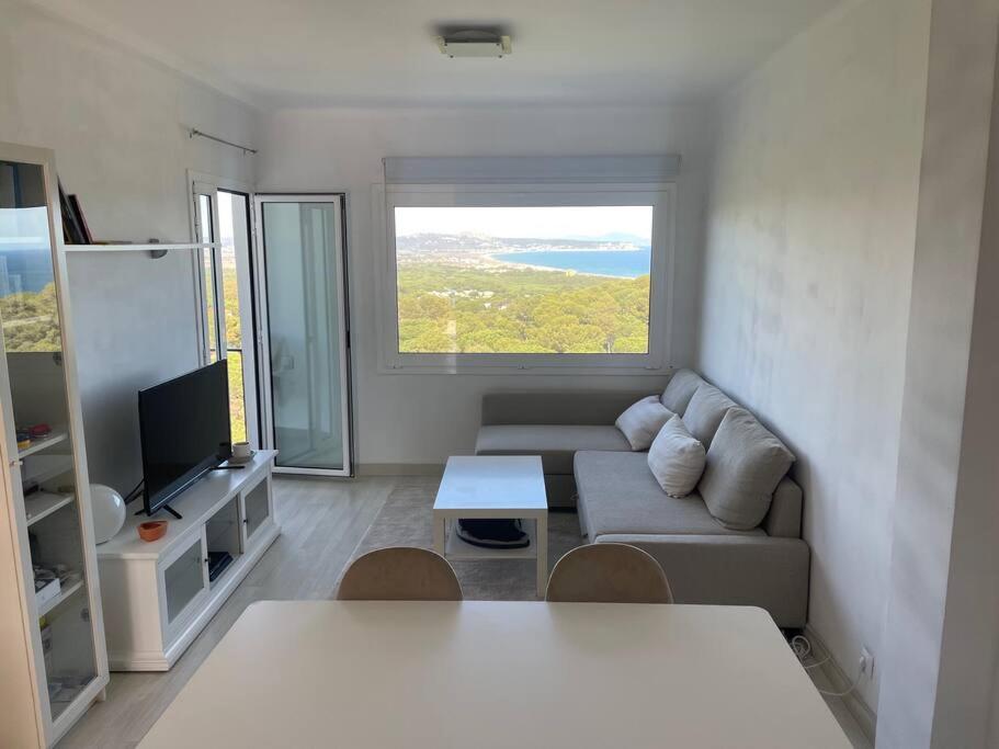NUEVO. Reformado con vistas panorámicas y piscina - 2