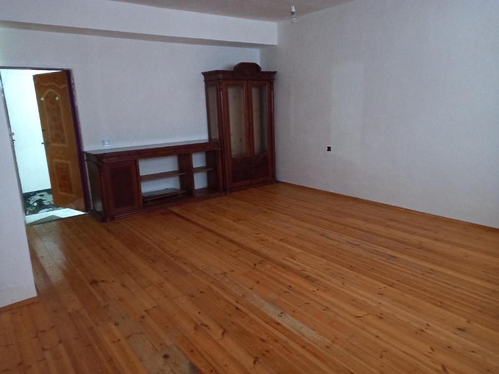 Hostel 20 yanvar, Baku