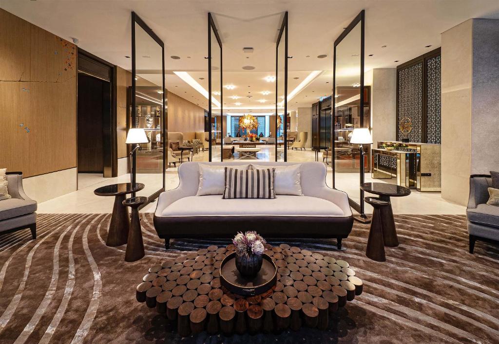 SILQ Hotel and Residence