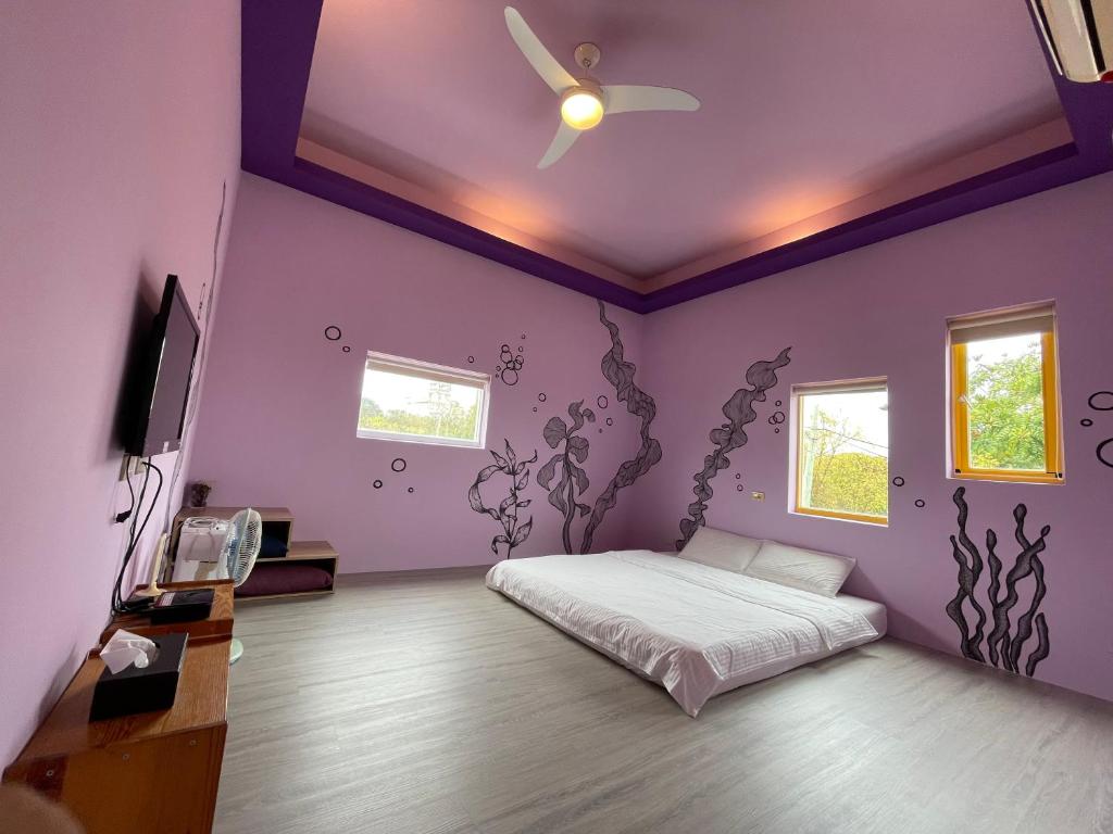 Divewhale Homestay