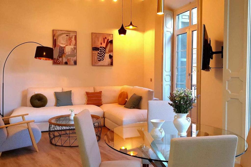Le Mar Sol Suite 1871 - Plaza Uncibay, Малага