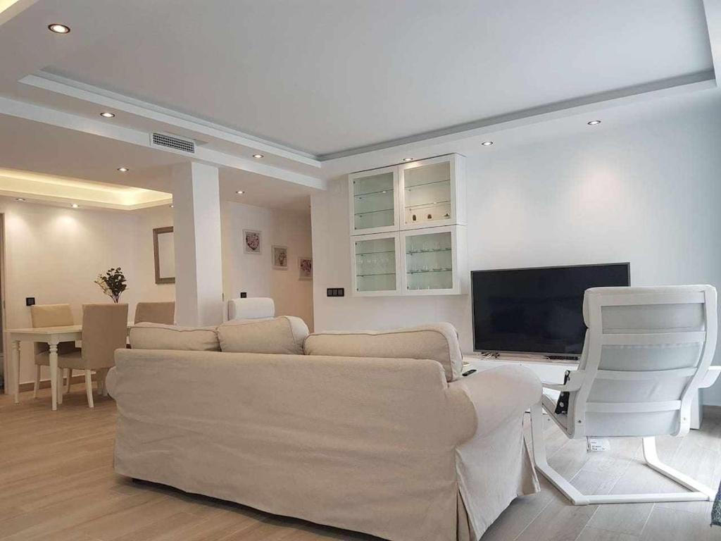 Pepe’s Home - Torremolinos Centro - Parking - 3