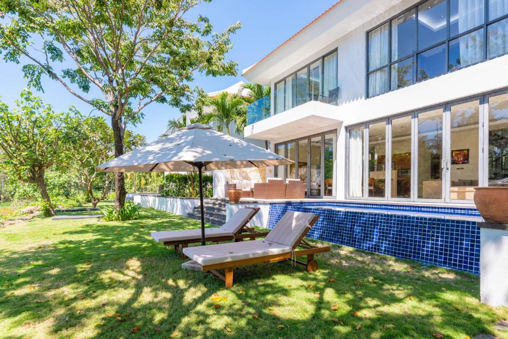Emblem Sea 2 bedroom villas