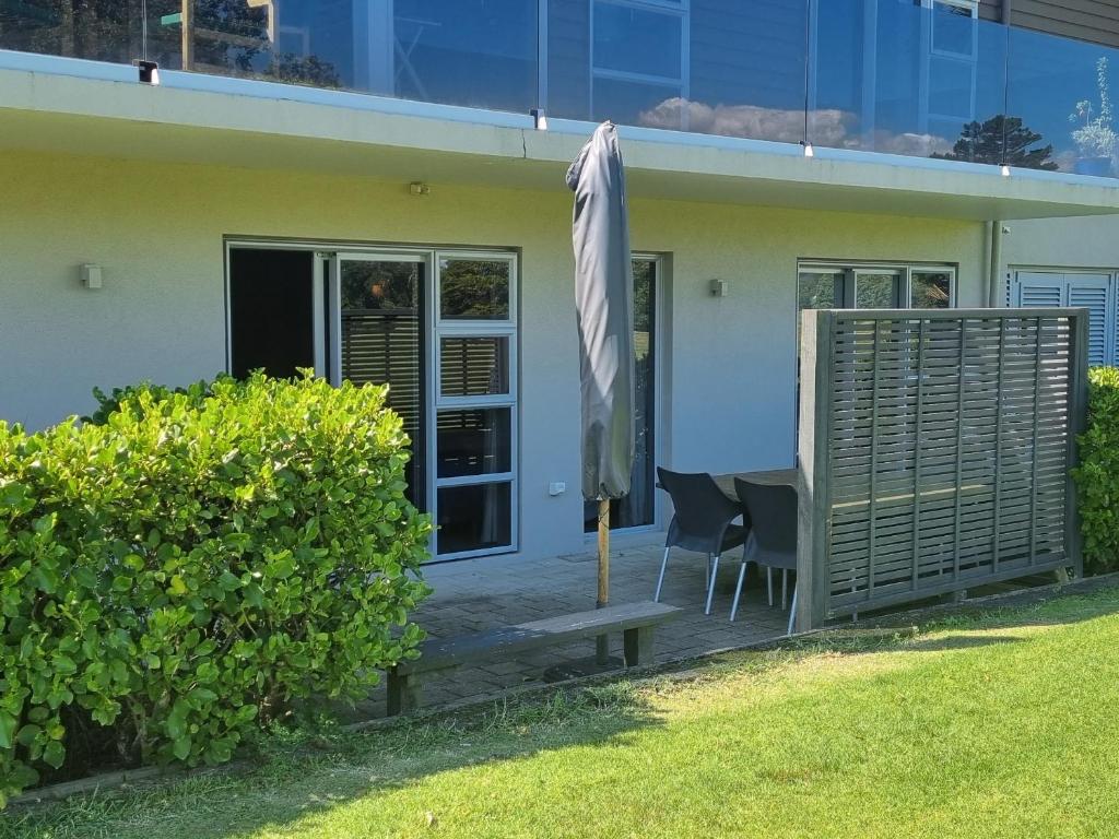 The Sandy Golfer, Mount Maunganui
