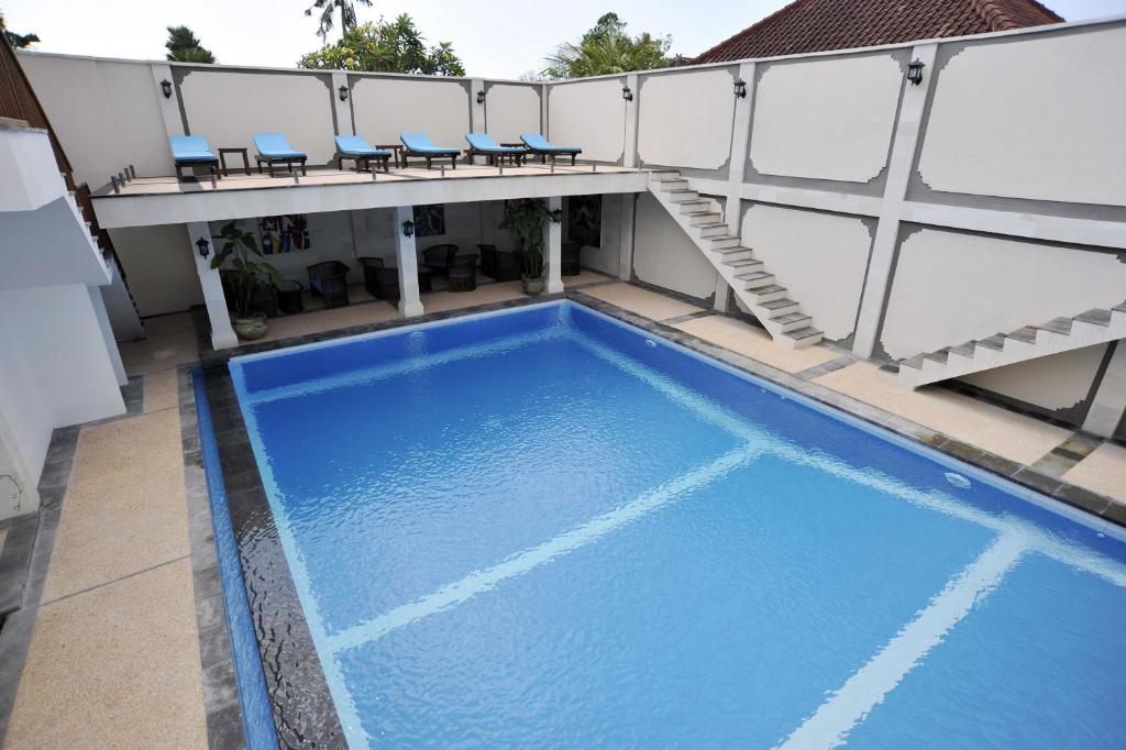 Aquarius Beach Hotel photo