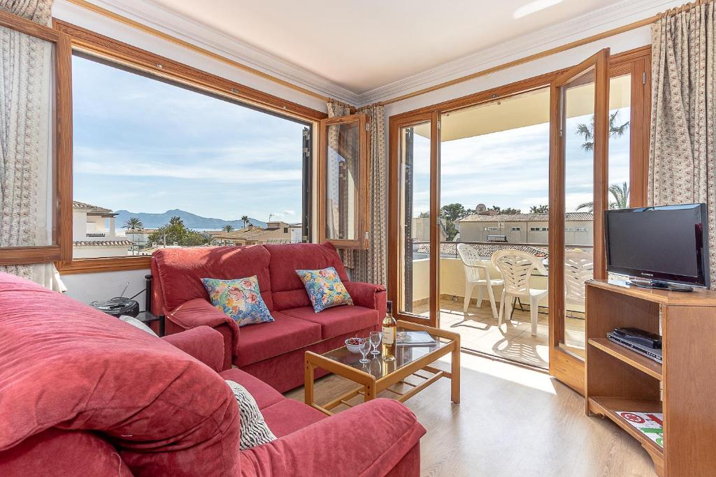 Apartment Llenaire By homevillas360, El Port