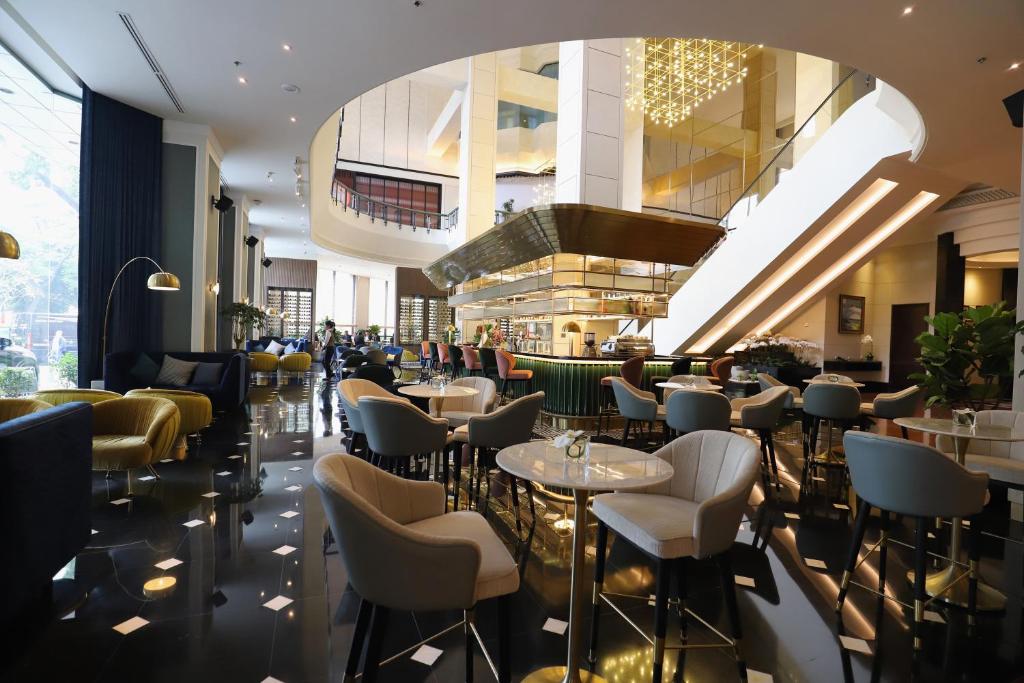 Melia Hanoi Hotel Exterior view