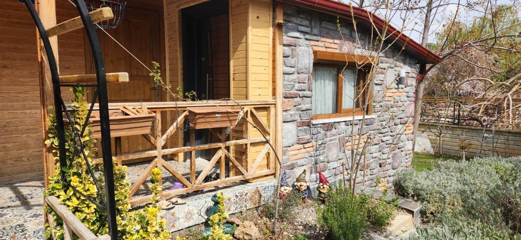 Silenos Bungalow Stone House — Hotel in Konya