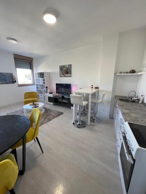 Belgrade Center Apartment Lux IV - 2