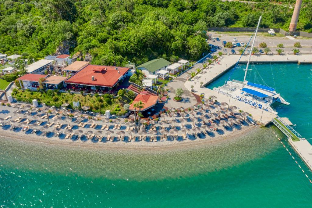Aquata Apartments - 3