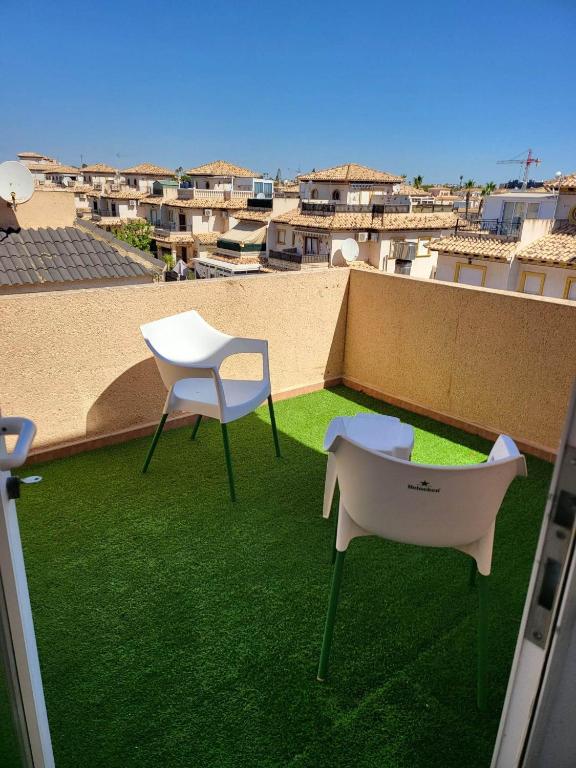 Hermoso Unifamiliar en La Zenia - 5