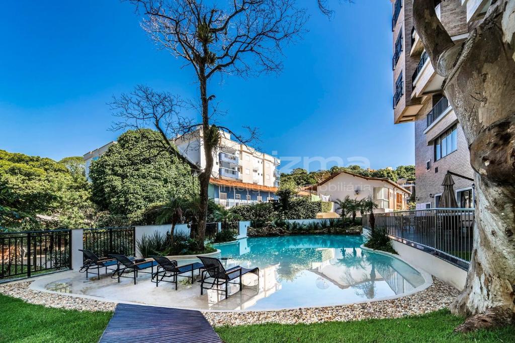 303 Bl 01 - WaldGarten Bombinhas - 50 m do Mar e Frente Avenida - Condomínio de Alto Padrão - Piscina - Academia - Salão de jogos, Bombinhas