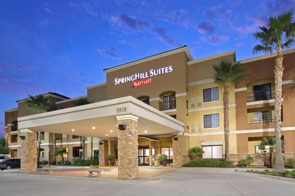 SpringHill Suites by Marriott Madera photo