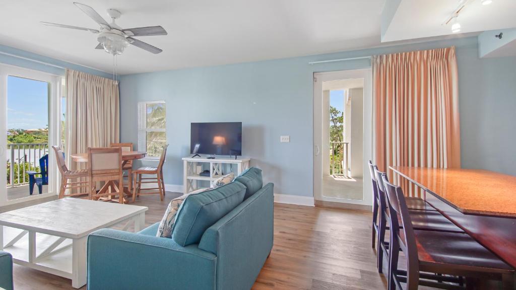 Laketown Wharf #101 by Nautical Properties Vacation Rentals, Panama City Beach
