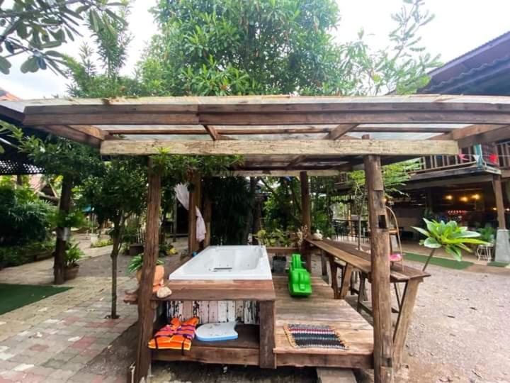 Baan Tangkwa photo