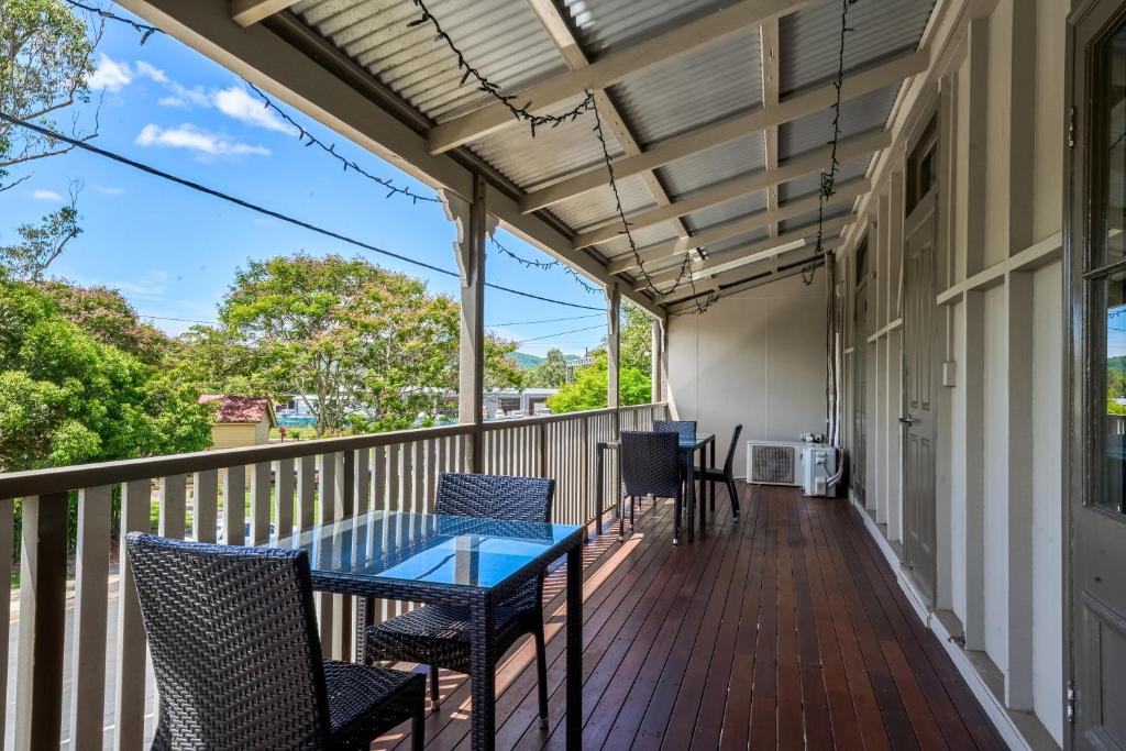 Yandina Hotel photo