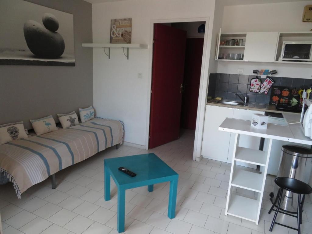 Studio cabine à 300m de la plage avec loggia vitrée - FR-1-338-428 - 4