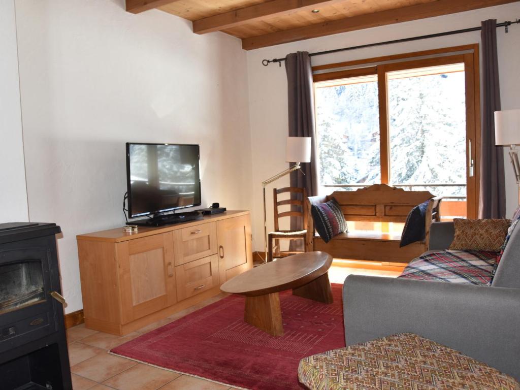 Appartement chalet 4 pièces, proche centre, animaux admis - FR-1-464-214 - 1