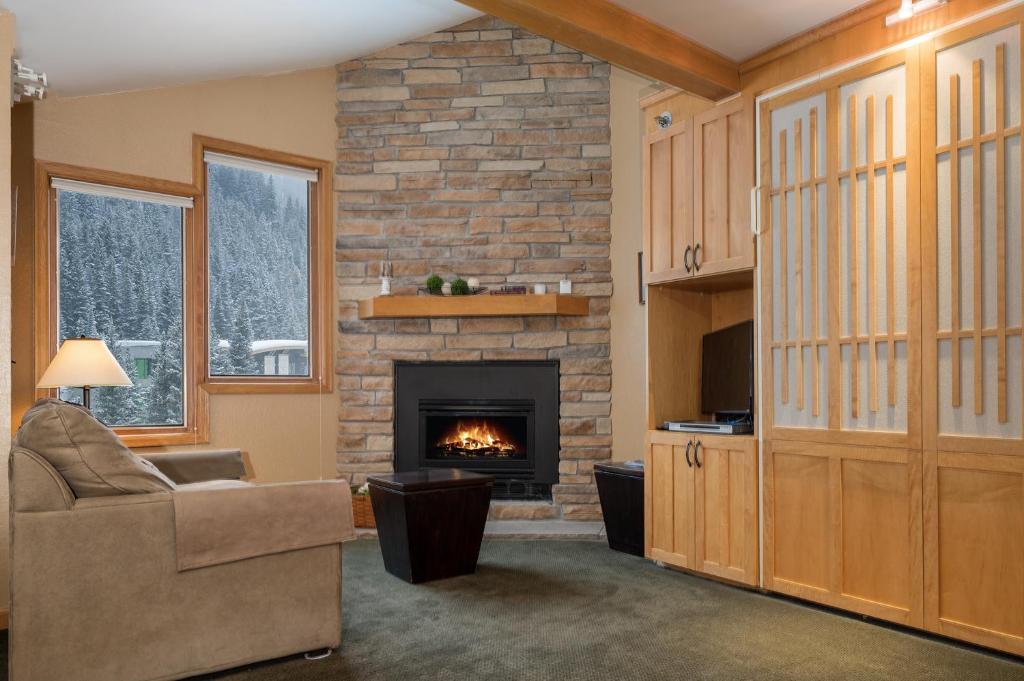 Iron Horse C5083 condo