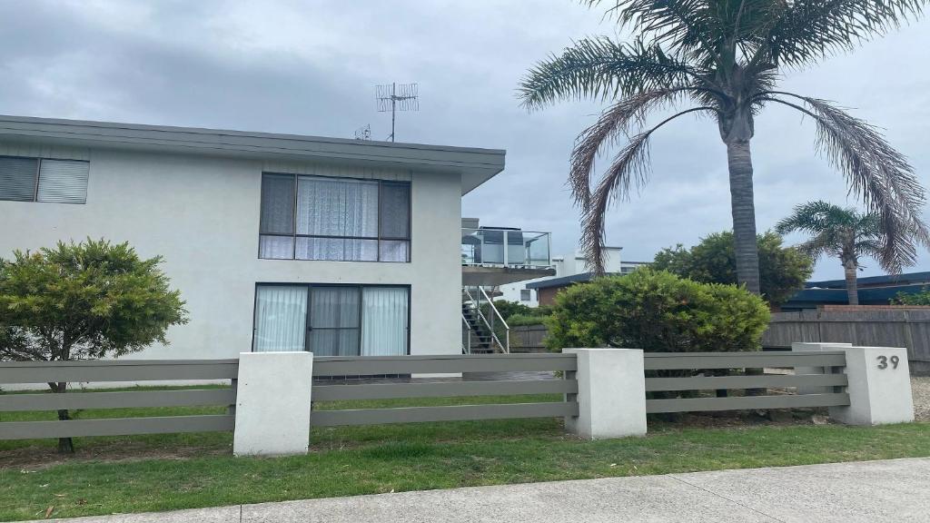 Unit 1 39 Ocean Drive Merimbula, Merimbula