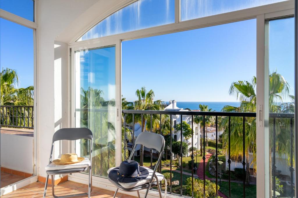 Miraflores sea view apt by Costarentals - Ref 127 - 4