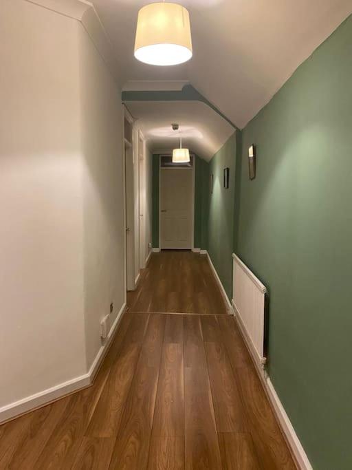 Eden Apartment