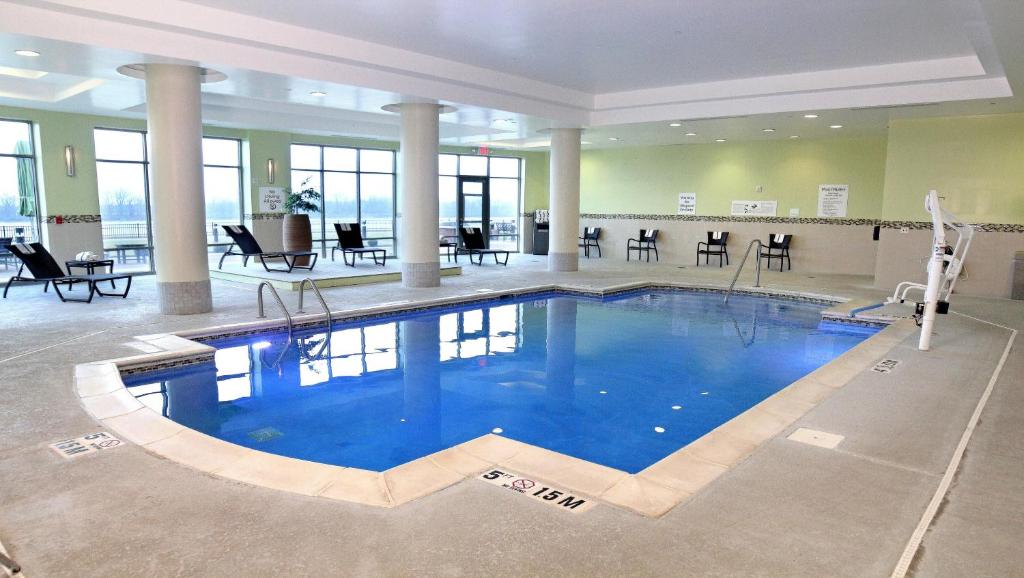Holiday Inn Owensboro Riverfront photo