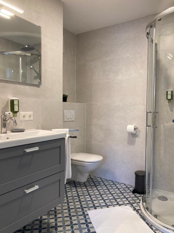 Motel55 - nettes Hotel mit Self Check-In in Villach, Warmbad photo