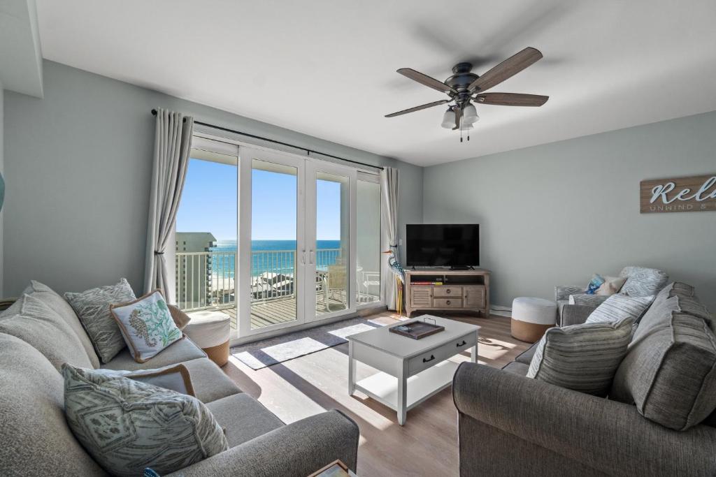 Living Right at Laketown Wharf #1016 by Nautical Properties, Panama City Beach