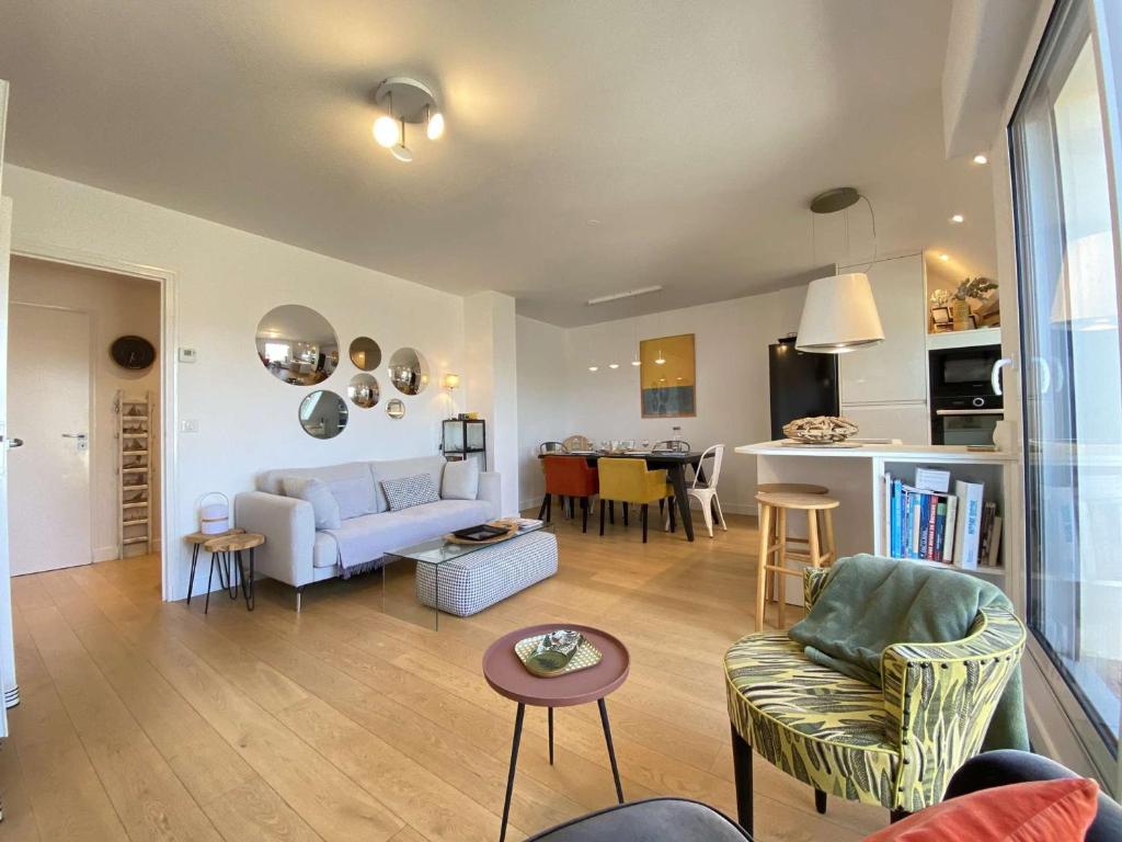 Appartement moderne 3 chambres avec terrasse et parking au centre de La Baule, proche mer - FR-1-245-147 - 2