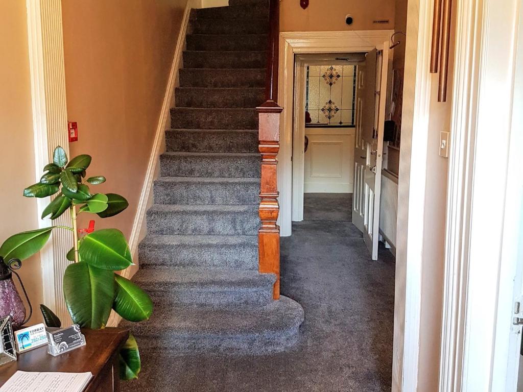 Kingsholm フロント・ロビー