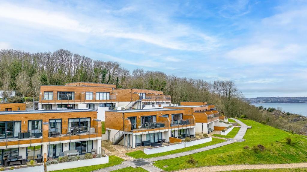 Plover 1, The Cove, Brixham, Paraná