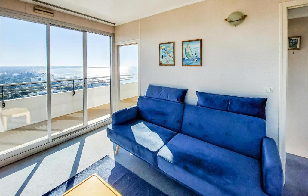 1 Bedroom Gorgeous Apartment In La Baule - 2