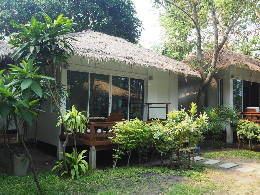 ทางเข้า