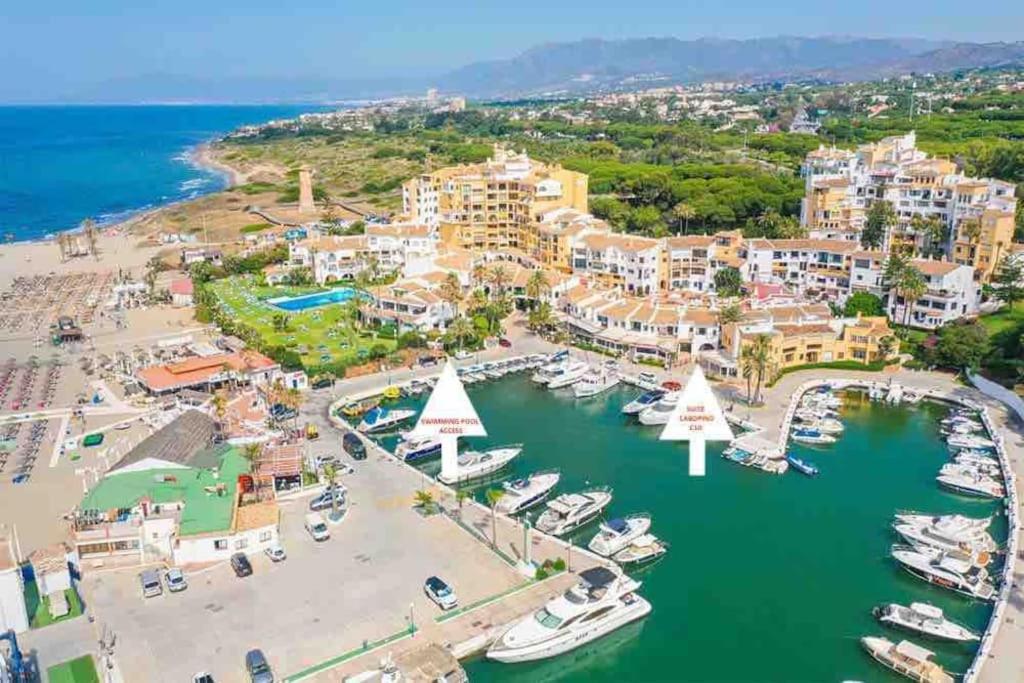 Cabopino Beach & Marina Apartment - 1